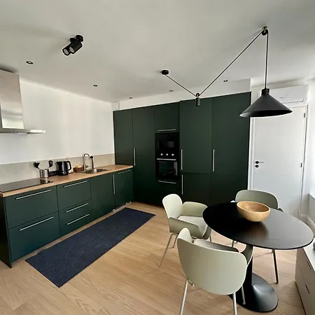 Apartamento T5 Cozy Centre Nîmes